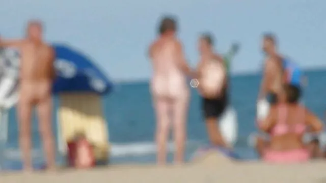 Wam Urin Fetisch babe füllen pornos mit älteren Ihr Loch
