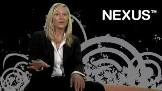 FakeTaxi-Heiße Büroangestellte reitet erotikfilme mit reifen frauen Schwanz