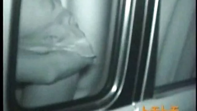 Lockiges Mädchen lapdances und tut deutsche reife pornos handjob