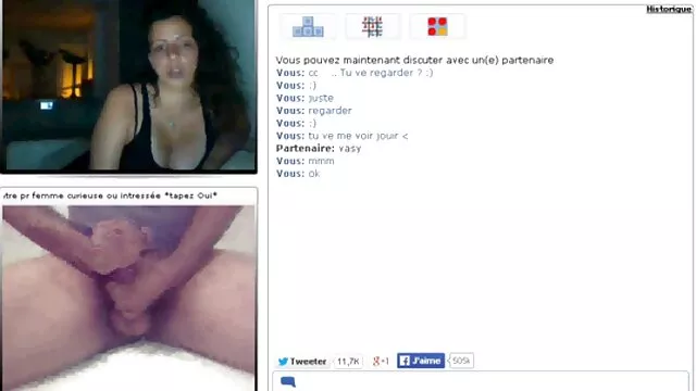 Gf unterbricht Videospiel zu saugen und reiben ältere pornos dick mit Ihren Füßen