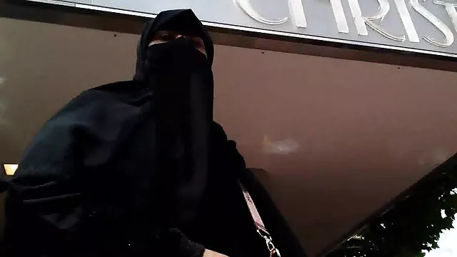 Heiß pornofilme mit reifen damen und Stickig im Badezimmer