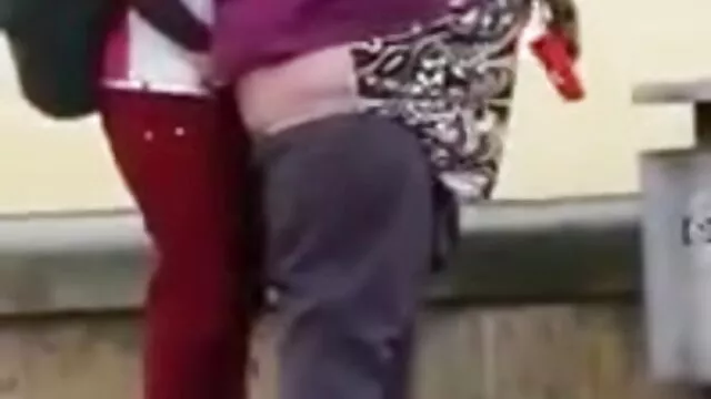 Hübscher jock barebacks seinen deutsche reife pornos Freund mit seinem mächtigen penis