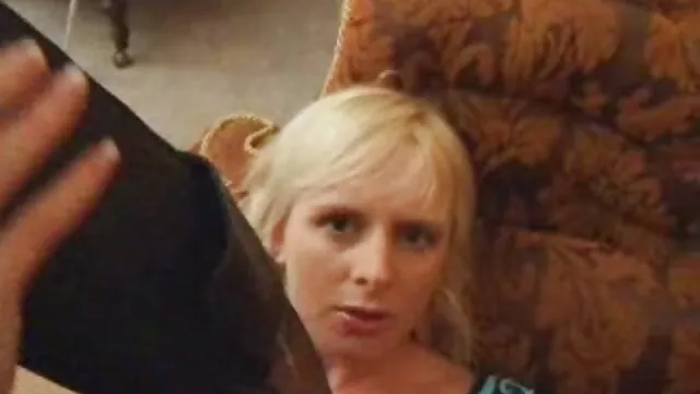 Knallte pornofilme mit älteren damen Ihre Muschi mit diesem Ninja Schwanz mit Geschick